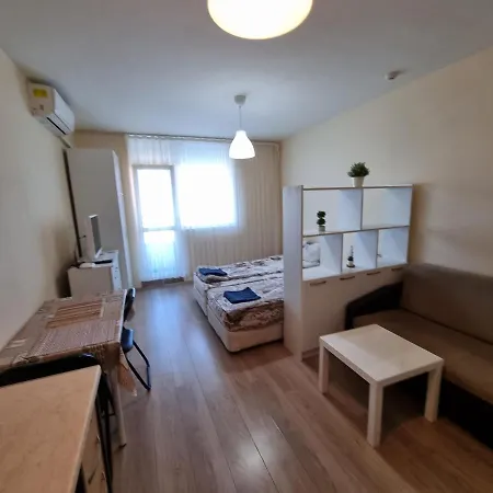 Apartment Luxury With Underground Parking Spot *
